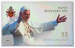 Sello postal en honor al Papa