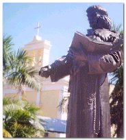 Estatua de San Antonio de Padua