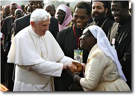 Benedicto XVI en �frica